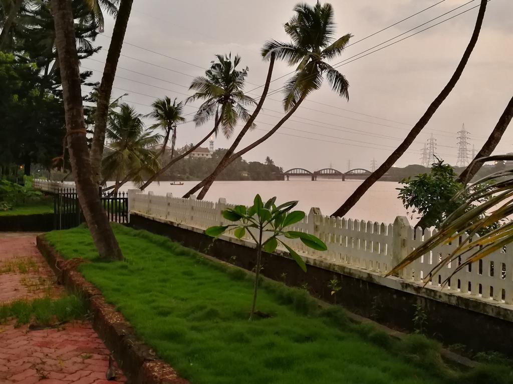 Nisarga Nirvana River House Mangalore Dış mekan fotoğraf