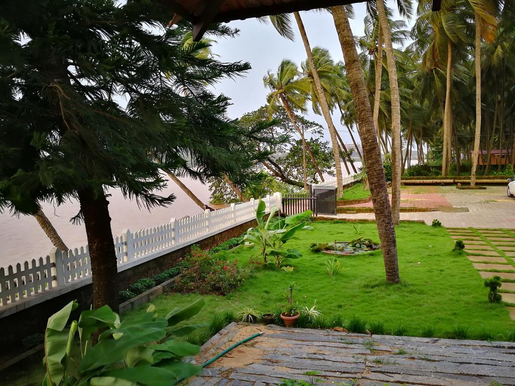 Nisarga Nirvana River House Mangalore Dış mekan fotoğraf